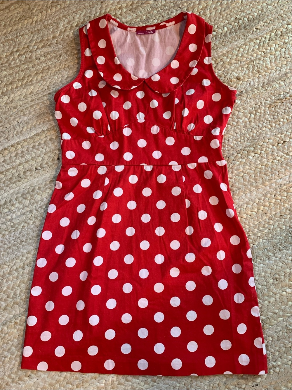 Sleeveless Vintage Inspired Red Polka Dot Mini Dress with Peter Pan Collar - Picture 2 of 11